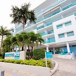 Apto con salida directa a la playa Cartagena Colombia